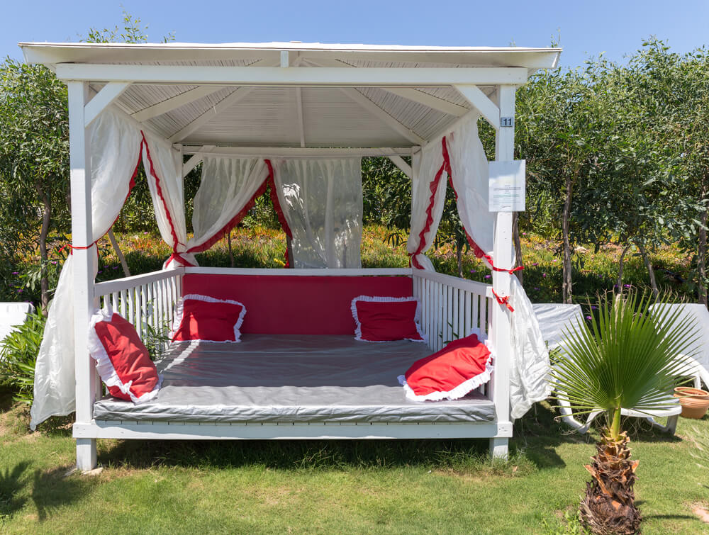 Beautiful Bungalows for Relaxation on the Beach - Romantic Honeymoon