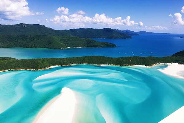 Whitehaven Beach – Whitsunday Island, Australia