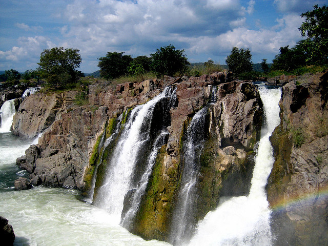 Hogenakkal Falls - Tamil Nadu