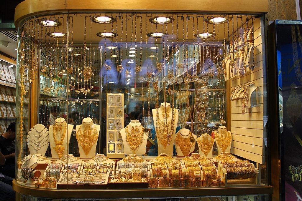 Shopper’s Paradise: The Dubai Shopping Festival Gold Souk