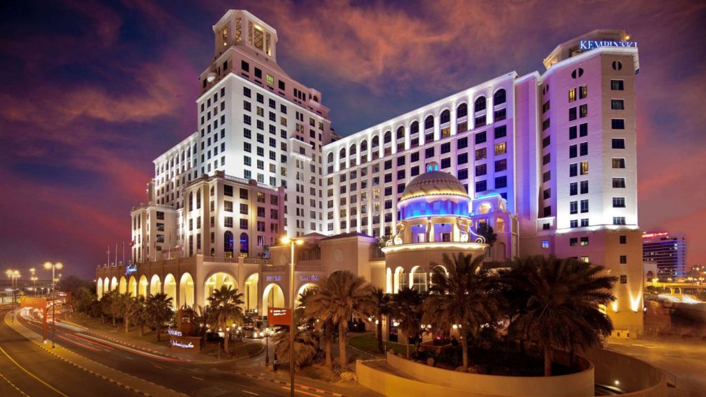 Shopper’s Paradise: The Dubai Shopping Festival Mall of Emirates