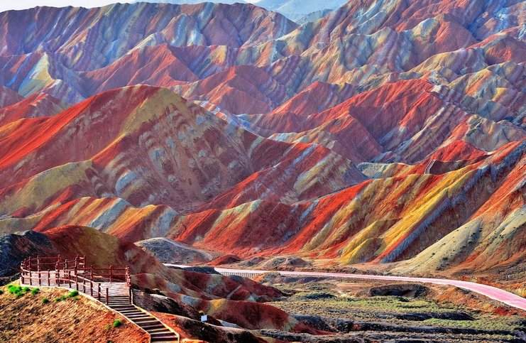 Beautiful places in the world Rainbow mountains, China