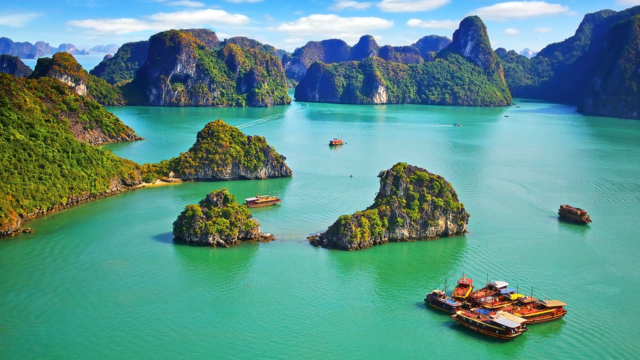 Travel around the world with the Indian Rupee Vietnam