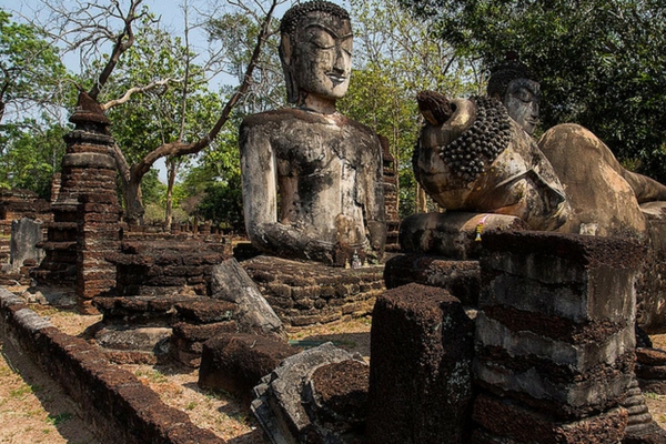 Ayutthaya and Sukhothai - All About Thailand - A Brief Travel Guide Ayutthaya and Sukhothai - All About Thailand - A Brief Travel Guide