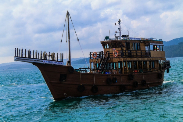 MV Island Explorer