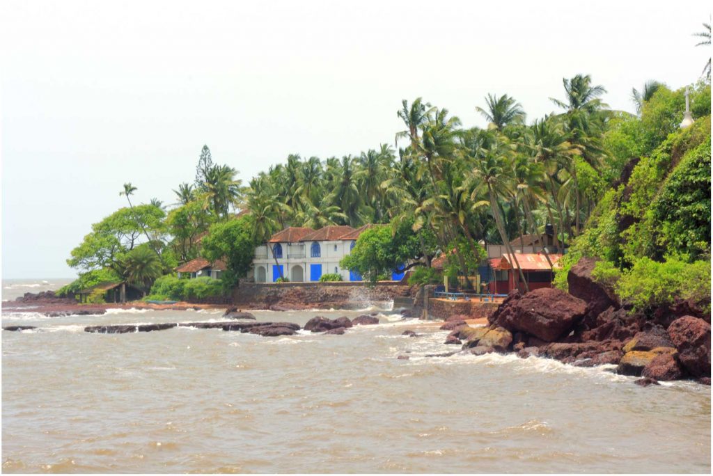 Dona Paula Beach, Goa