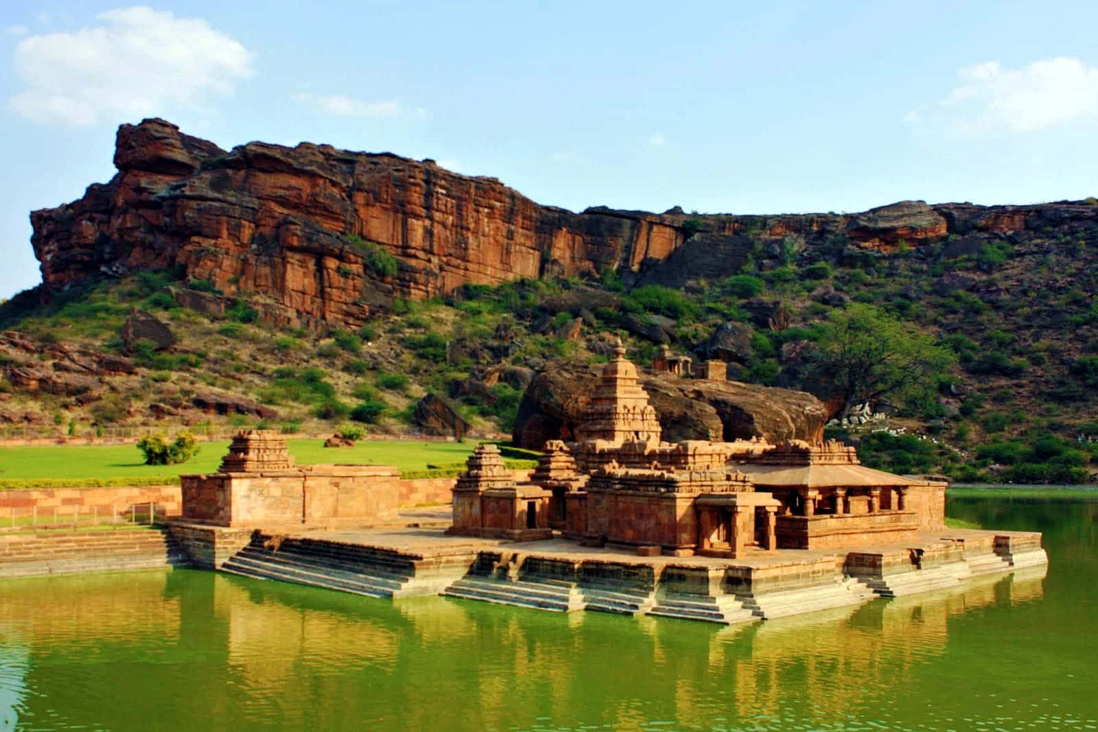 Top 10 Tourist Places To Visit In Karnataka Badami, Karnataka