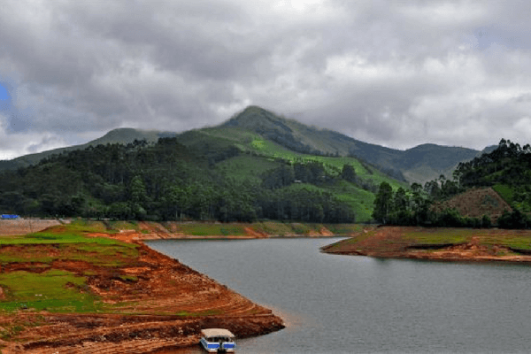 12 Stunning Places To Visit In Munnar - The Switzerland of South India Mattupetty Dam