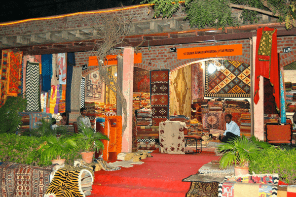 Shopping in Delhi Shopping in Delhi