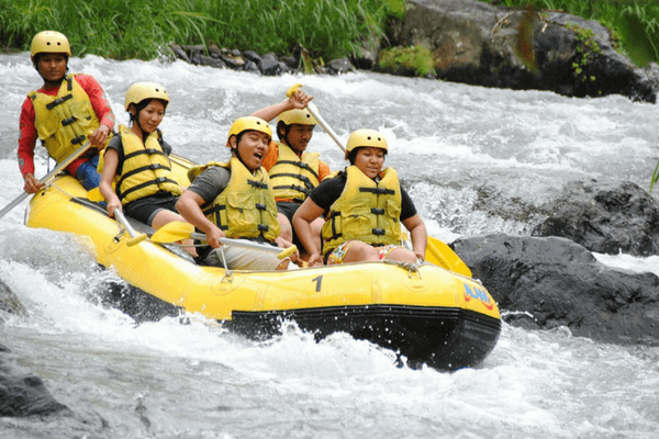 River Rafting in Teesta River, Honeymoon Destination River Rafting in Teesta River, Honeymoon Destination