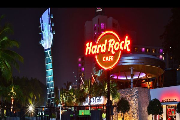 9 Best Places to Enjoy the Scintillating Pattaya Nightlife