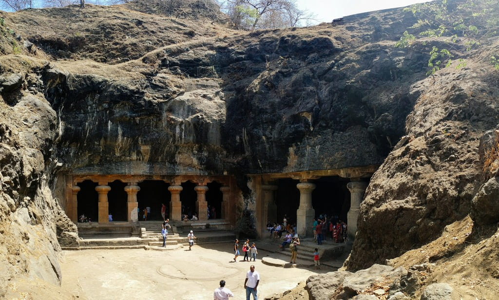 11 Best Places to visit in Mumbai elephanta caves