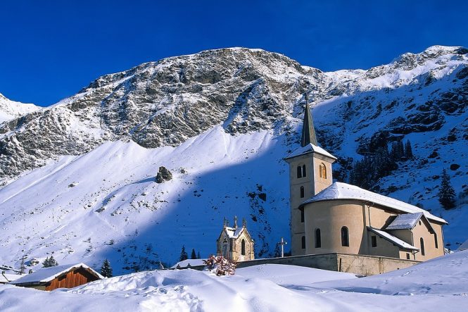 snow - Best Time to Visit France