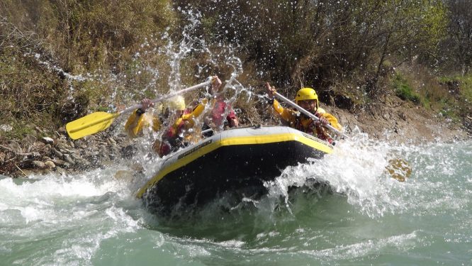 River Rafting-things to do in Ladakh