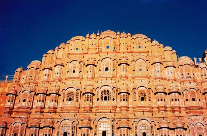 Hawa Mahal - places to visit in Jaipur Hawa Mahal - Places to visit in Jaipur