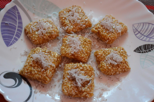 Moongdal Til Wade - Gudi Padwa Moongdal Til Wade - Gudi Padwa