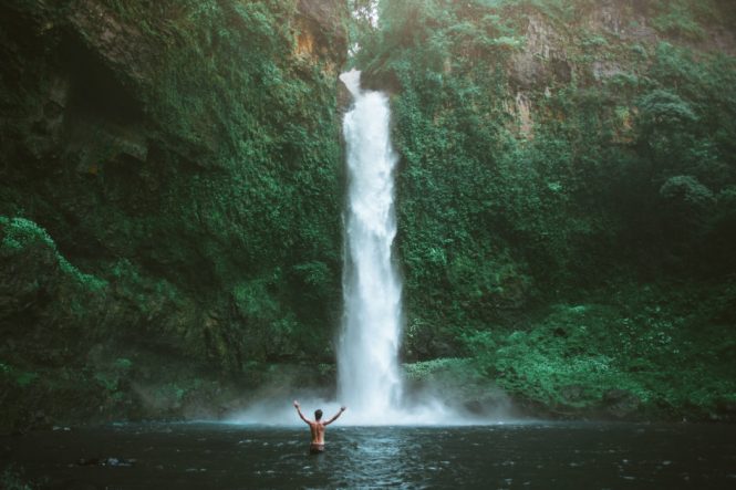 Waterfall Trekking- Adventure Activities in Uttarkhand Waterfall Trekking- Adventure Activities in Uttarkhand