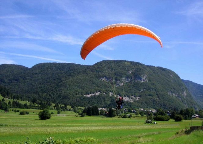 Paragliding- Adventure Activities in Uttarakhand Paragliding- Adventure Activities in Uttarakhand