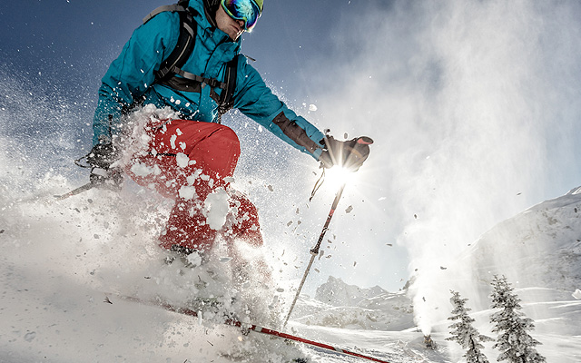 Skiing- Adventure Activities in Uttarakhand Skiing- Adventure Activities in Uttarakhand
