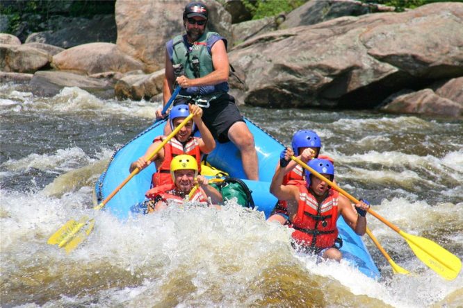 White Water Rafting- Adventure Activities in Uttarakhand White Water Rafting- Adventure Activities in Uttarakhand