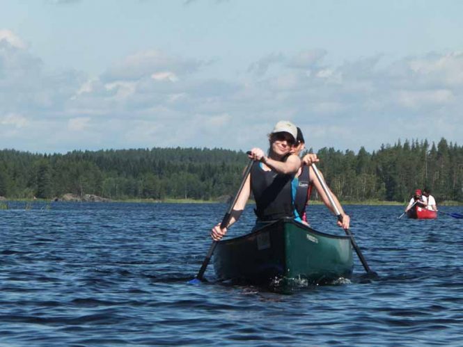 Canoeing and Paddling- Adventure Activities in Uttarakhand Canoeing and Paddling- Adventure Activities in Uttarakhand