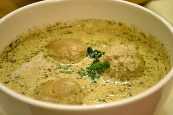 Al Yakhni-Kashmiri Food Al Yakhni-Kashmiri Food