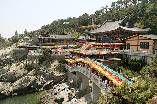 Haedong Yonggung Temple- places to visit in Korea Haedong Yonggung Temple- places to visit in Korea