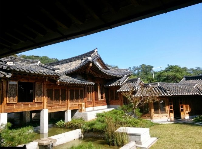 Korea furniture meuseum- places to visit in South Korea Korea furniture meuseum- places to visit in South Korea
