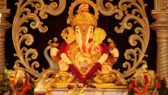 Dagdusheth Halwai Temple- places to visit in Pune Dagdusheth Halwai Temple- places to visit in Pune