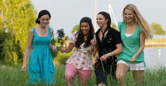 Hollywood Travel Movies- Sisterhood of the Travelling Pants Hollywood Travel Movies- Sisterhood of the Travelling Pants