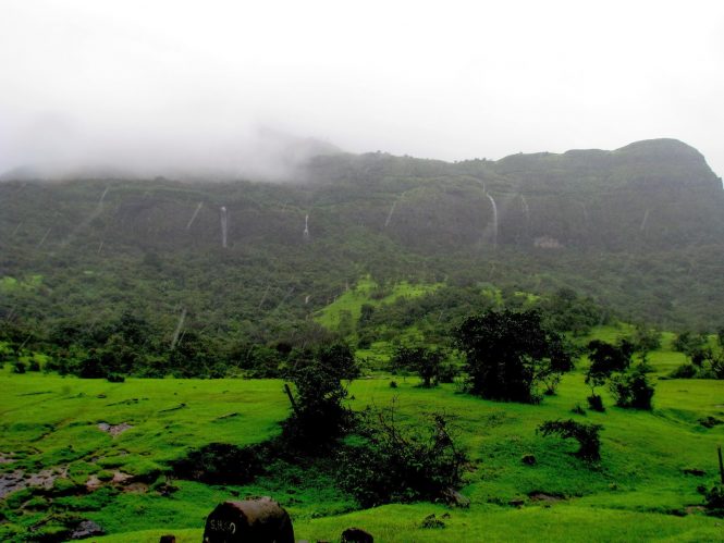 Mulshi Lake & Dam- places to visit in Pune Mulshi Lake & Dam- places to visit in Pune