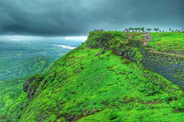 Sinhagad- Places to Visit Near Pune in Monsoon Sinhagad- Places to Visit Near Pune in Monsoon