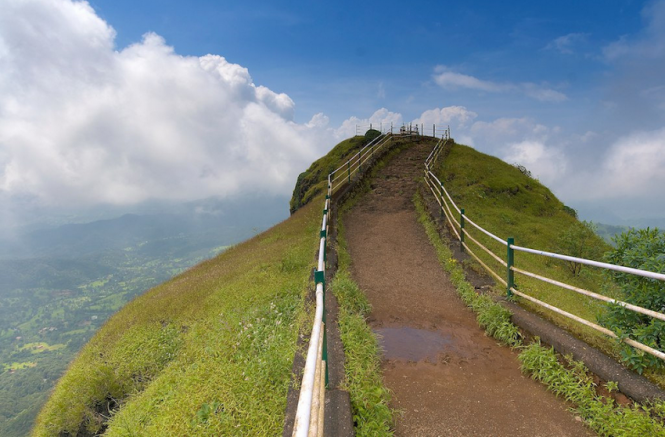 Mumbai (or Pune) to Mahabaleshwar- Road Trip Packages Mumbai (or Pune) to Mahabaleshwar- Road Trip Packages