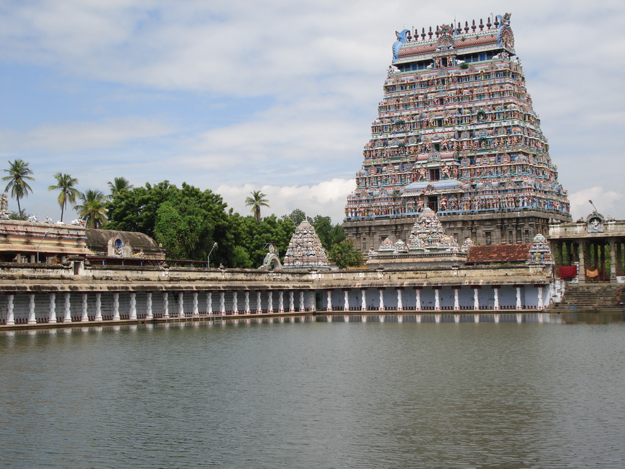 Kapaleeshwar temple