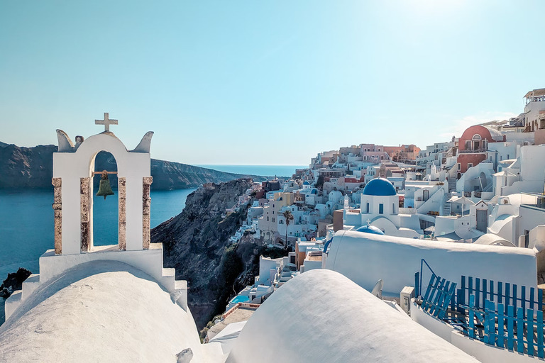  Santorini, Greece