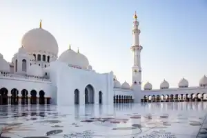 Abu dhabi's Sheikh zayed grand mosque